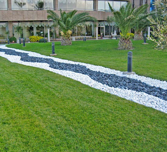 Alize & Basalt Gardening Design
